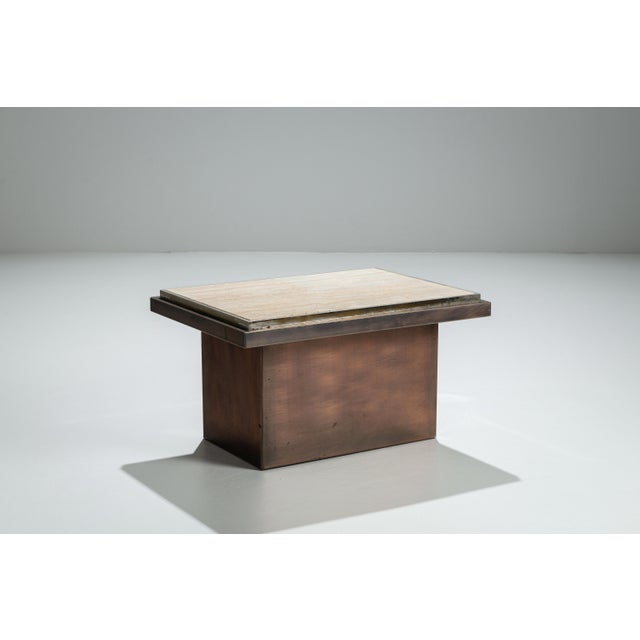 This distinctive coffee table by Belgochrom exemplifies the brand’s celebrated mastery of luxurious materials and...