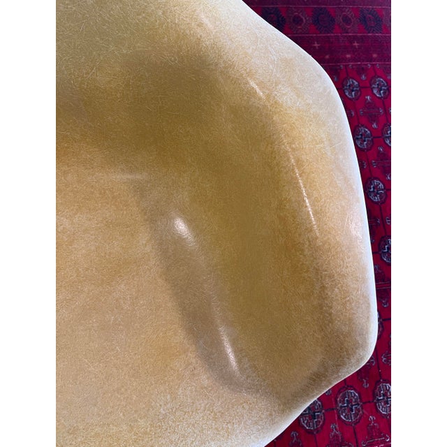 A Pair of Eames for Herman Miller Mid Century Lemon Yellow Fiberglass Shell Chair MCM For Sale - Image 11 of 18