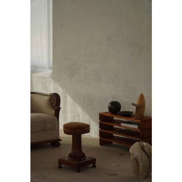 Antique French Piano Stool in Oak and Velvet, Mid-19th Century For Sale - Image 3 of 18