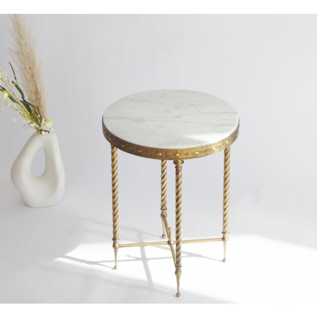 Gold Hollywood Regency Round Marble and Brass Ornate Side Table or Plant Stand with Twisted Legs, Italy, 1950s For Sale - Image 8 of 8