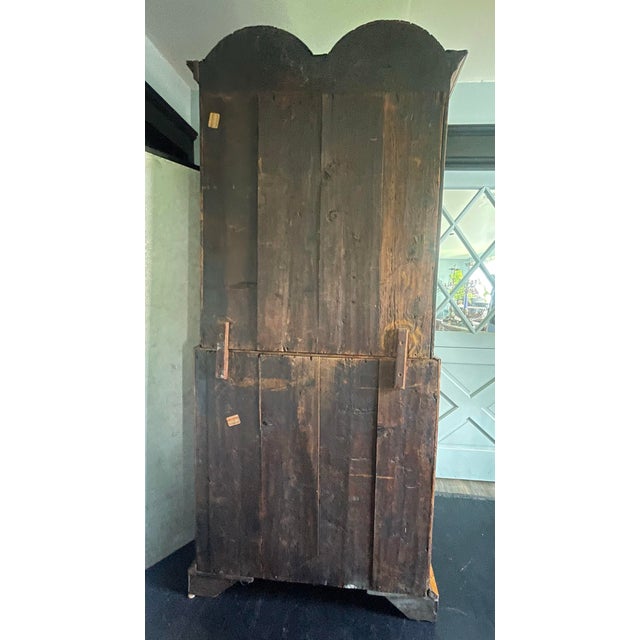18th Century English Walnut Bureau Bookcase/ Secretary, Ca 1720 For Sale - Image 9 of 12