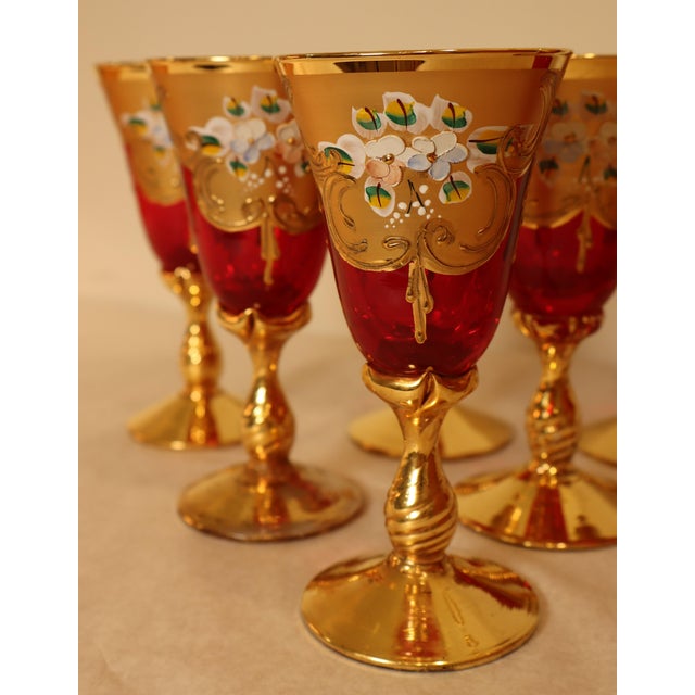 Decanter Set with Glasses in Red Murano Glass and Pure Gold Hand-Painted, 1960s, Set of 7 For Sale - Image 9 of 18