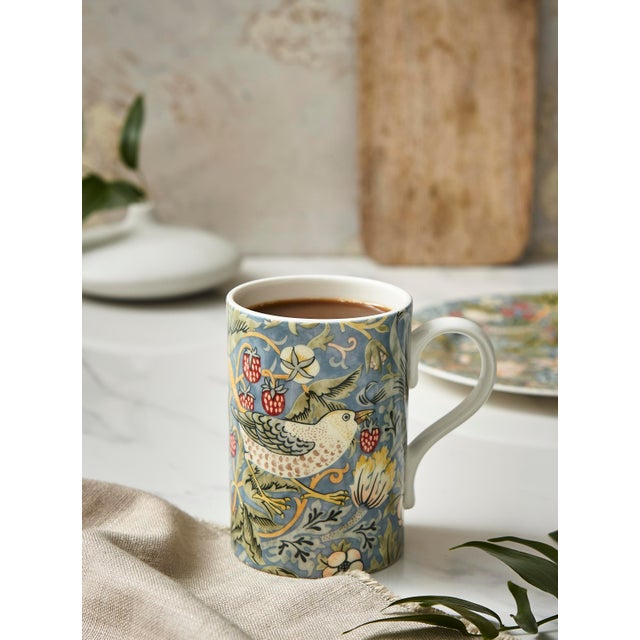 Spode Morris & Co Mug 12 oz., Strawberry Thief For Sale In New York - Image 6 of 11