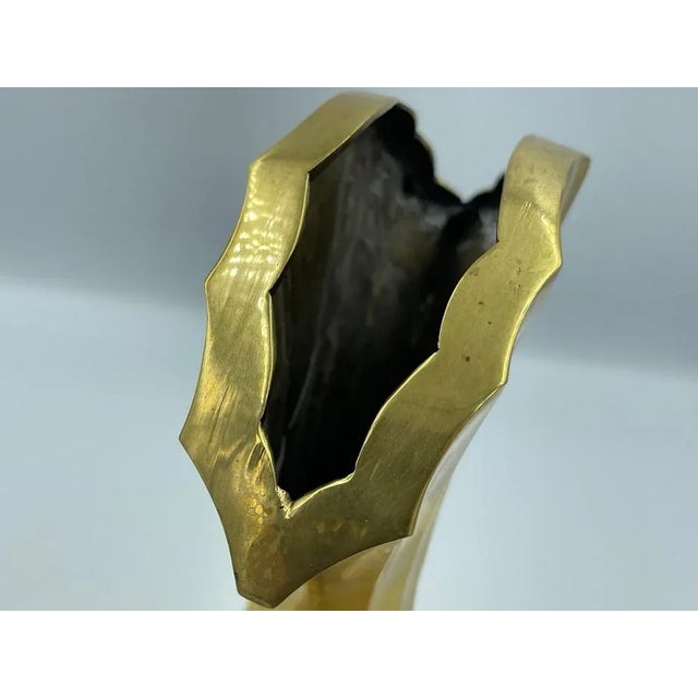 Sculptural Shell Vase in Brass, 1960s For Sale - Image 6 of 13