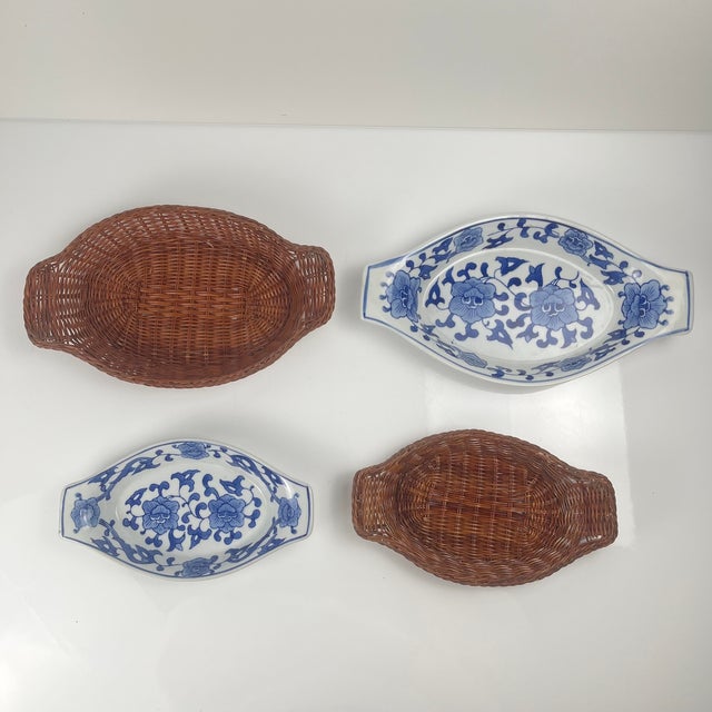Blue Ceramic Serving Platters in White and Blue Floral Pattern with Woven Wicker Mount, 1980, Set of 6 For Sale - Image 8 of 18