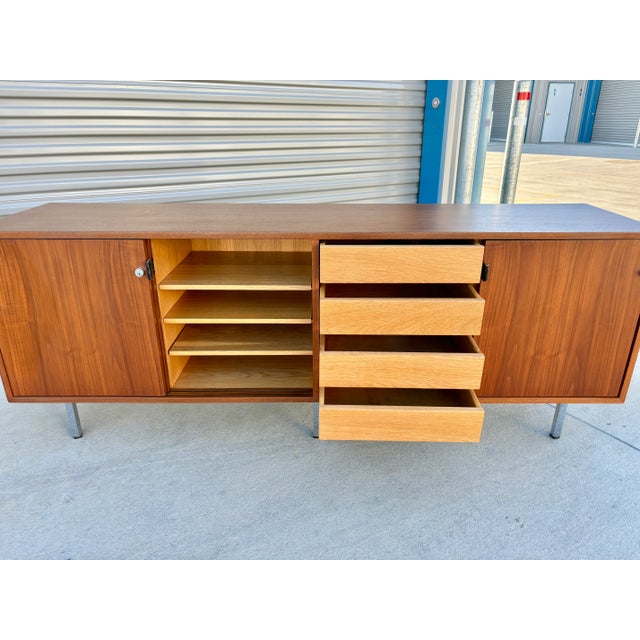 Wood 1950s Mid Century Walnut Credenza by Florence Knoll For Sale - Image 7 of 12