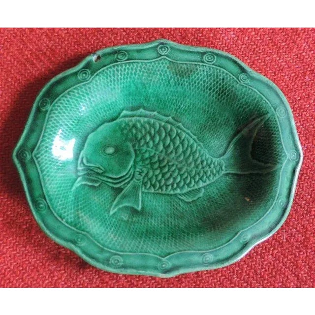 English 18th Century English Green Pearlware Cod Fish Platter For Sale - Image 3 of 8