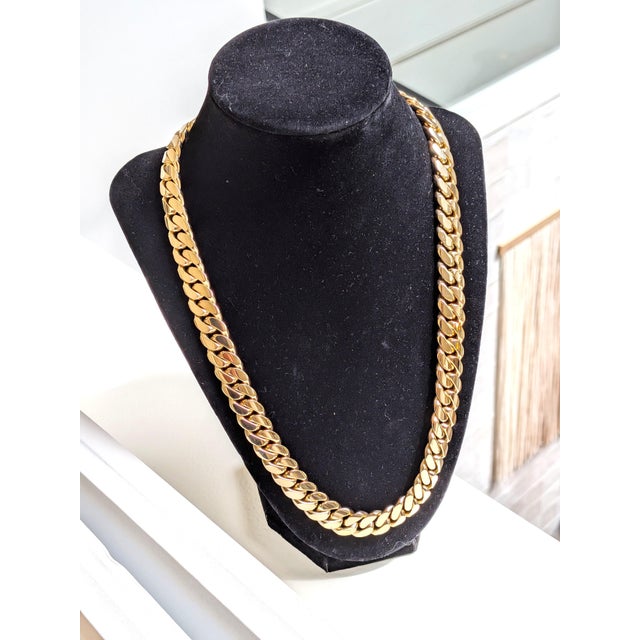 Early 21st Century Polished Yellow Gold Chain Necklace 244g 21in 12mm Width For Sale - Image 5 of 5