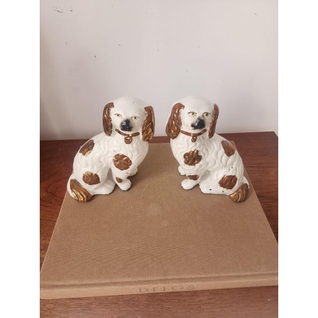 Vintage Staffordshire Spaniel Dog Figurines Pair, White Gold Ceramic Dogs, Staffordshire Style Dog Statues, Victorian Dog Decor For Sale - Image 12 of 13