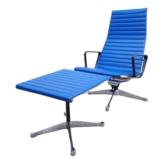 Set of 124 Leather Lounge Chair and Footstool by Hermann Miller for Vitra, 1958 For Sale