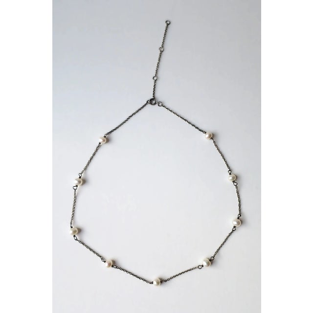 Modern Pearl Necklace For Sale - Image 3 of 10