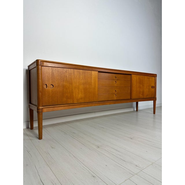 Beautiful credenza designed by h.w. Klein for bramin møbler in the 1960s. Made in denmark. Crafted in high-quality teak...