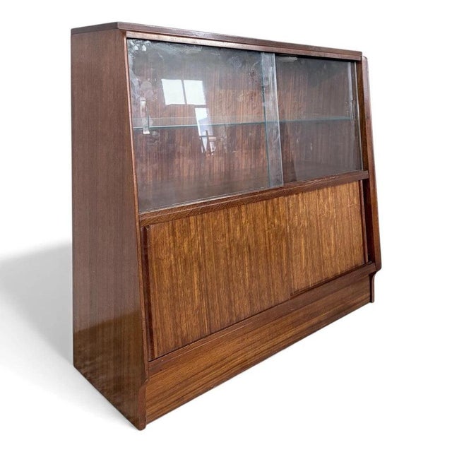 Mid-Century Sliding Door Display Bookcase with Adjustable Glass Shelves For Sale - Image 9 of 9