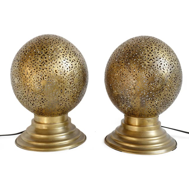 Moroccan Vintage Moroccan Brass Globe Table Lamp For Sale - Image 3 of 5