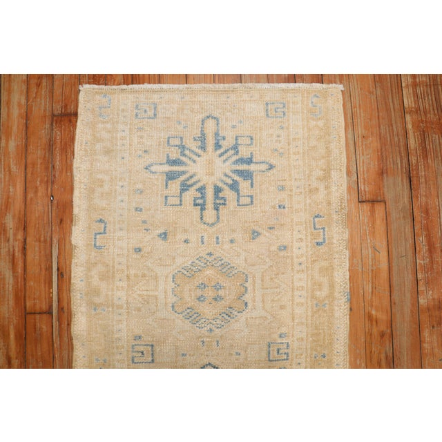 Antique Zabihi Collection Mini Persian Heriz Rug - 1'10" x 2'9" For Sale In New York - Image 6 of 7