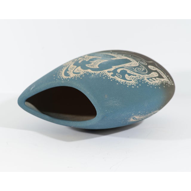 Mid-Century Modern Vintage Ceramic Vase With Abstract Female Figure For Sale - Image 3 of 7