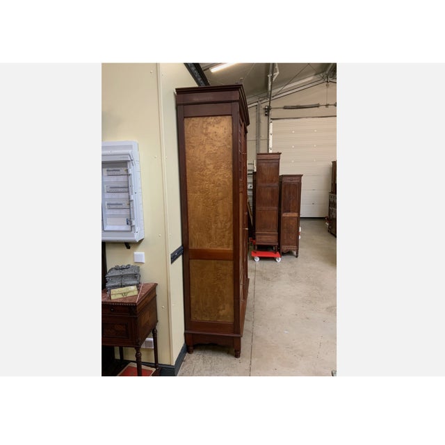Art Nouveau Cabinet in Walnut, 1900s For Sale - Image 6 of 14