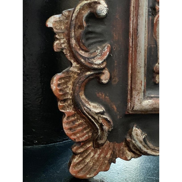 Early 20th Century Italian Carved Giltwood Wall Mirrors - A Pair For Sale - Image 13 of 16