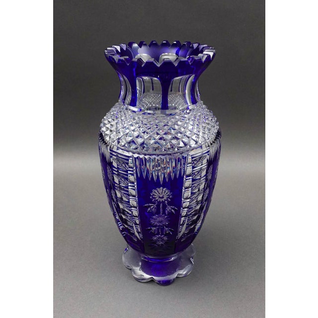 Mid 20th Century Bohemian Czech Cobalt Blue Cut to Clear Crystal Vase With Sawtooth Rim For Sale - Image 4 of 10