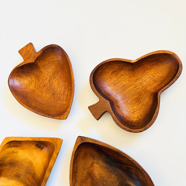 Mid 20th Century Mid Century Wood Card Suit Dishes - Set of 4 For Sale - Image 5 of 12