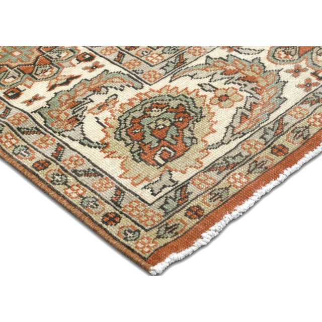 Traditional 1960s Egyptian Sultanabad Rug For Sale - Image 3 of 6