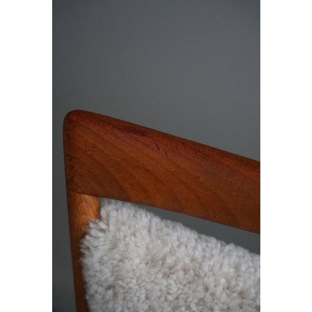 Danish Modern Dining Chairs in Oak & Lambswool Model Sw86 attributed to Finn Juhl, 1953, Set of 6 For Sale - Image 15 of 18