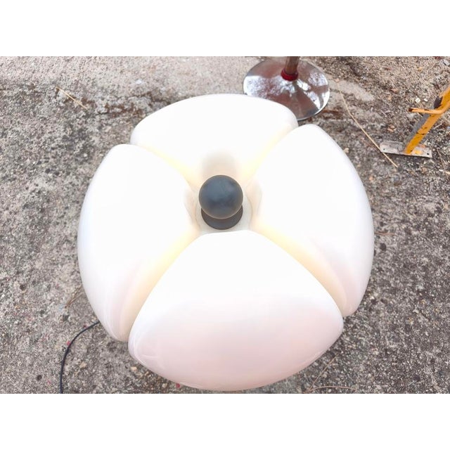 Large Pipistrello Lamp with Black Base by Gae Aulenti for Martinelli Luce, 1970 For Sale - Image 6 of 8