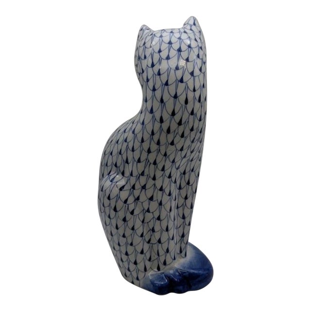 Add a touch of vintage charm to your collection with this elegant Andrea by Sadek porcelain cat figurine. Beautifully...