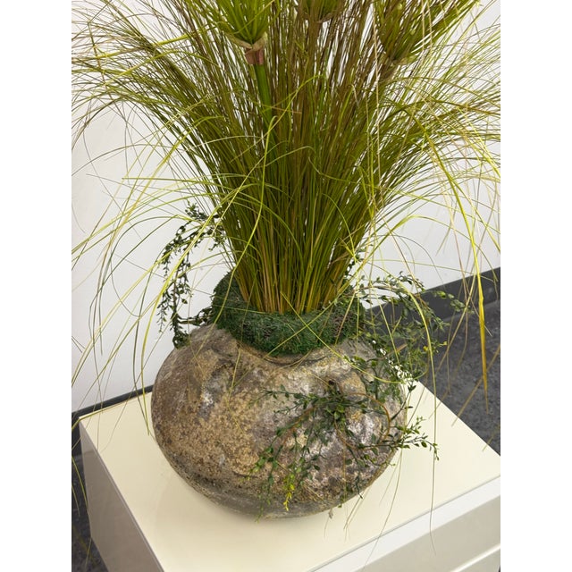 Mid-Century Modern Marmite Faux Grass Arrangement, Vintage For Sale - Image 10 of 12