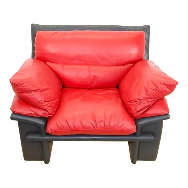 1980s Red and Black Leather Down-Filled Lounge Chair | Made in Italy For Sale