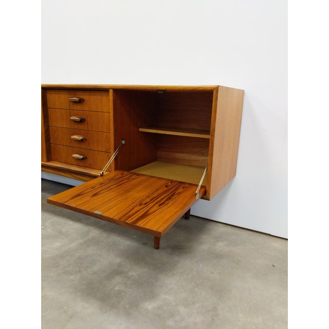 Vintage Mid Century Modern Teak Credenza by G Plan For Sale In New York - Image 6 of 10