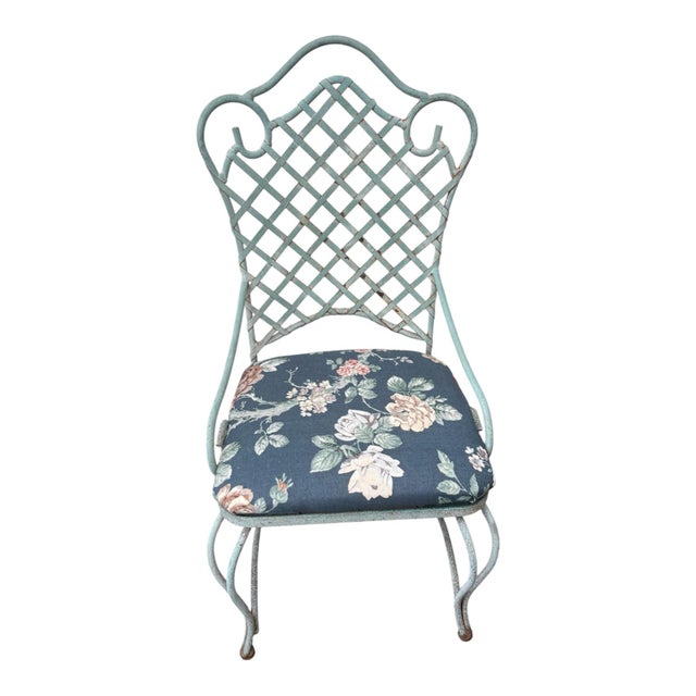 Russell Woodard Vintage Mid Century Woodard Style Florentine Lattice Pattern Back Iron Patio Dining Chairs-Set of 6 For Sale - Image 4 of 7