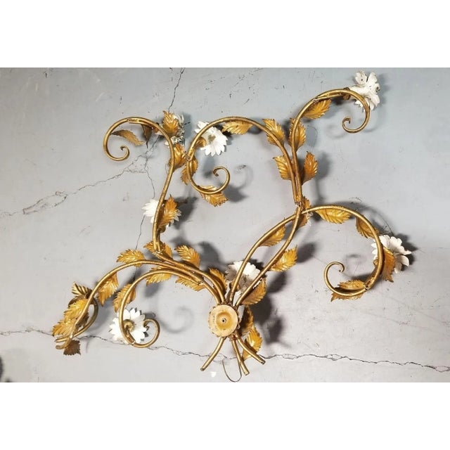 Mid-Century Modern Mid Century Italian Tole Brass Floral Wall Sconce Sculpture For Sale - Image 3 of 5