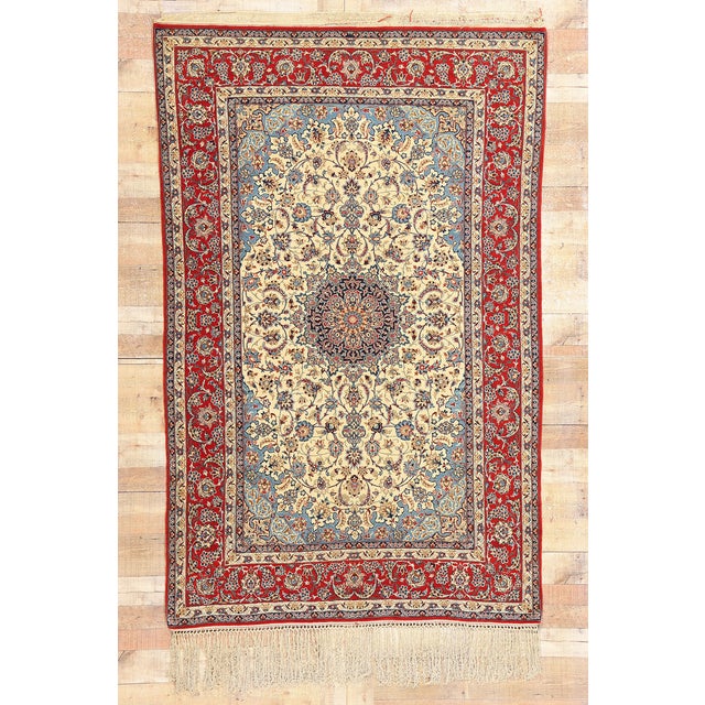 Vintage Ivory Persian Isfahan Rug - 04'11 X 07'08 For Sale - Image 9 of 9