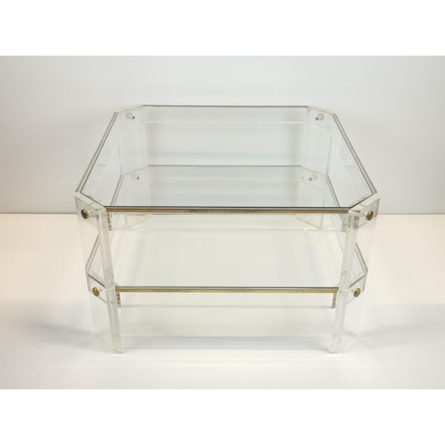 Mid-Century Modern Octagonal Acrylic Glass and Brass Coffee Table in the style of David Lange, 1970s For Sale - Image 4 of 10