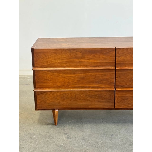1960s Dresser by American of Martinsville For Sale - Image 10 of 10