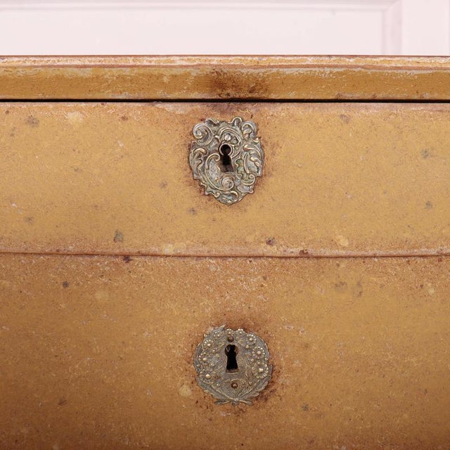 French Painted Commode in Oak For Sale - Image 6 of 15