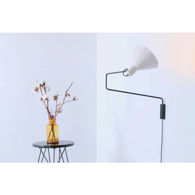 Anvia Black and White Paperclip Elbow Sconce by J. J. M. Hoogervorst for Anvia, 1950s For Sale - Image 4 of 15