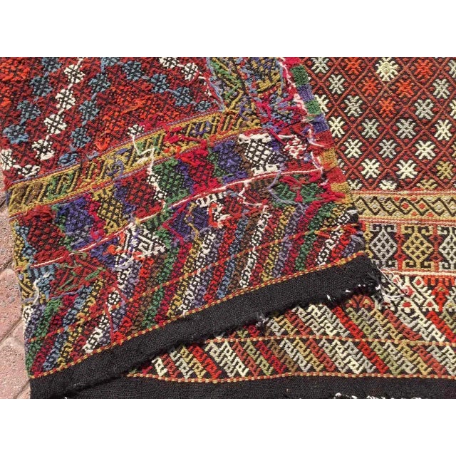 Vintage Turkish Kilim Rug - 83" X 126" For Sale - Image 10 of 11