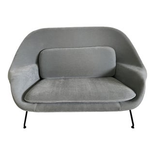 Design Within Reach Eero Saarinen Style Womb Loveseat by Knoll For Sale