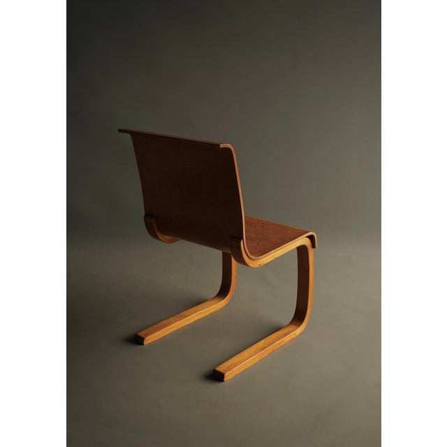 Vintage Model No.21 Chair with Karelian Birch Seat by Alvar Aalto, 1933 For Sale - Image 9 of 18