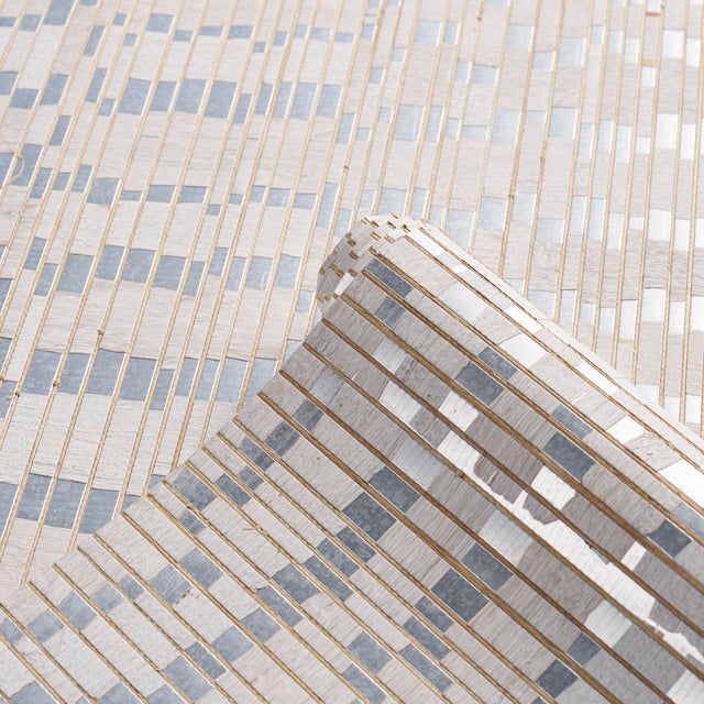 SAMPLE - Schumacher Etti Waterlily Wallpaper In Silver For Sale