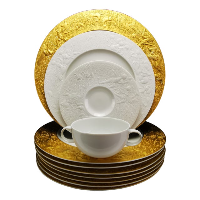 Dinner Plates from Bjørn Wiinblad, 1960s, Set of 45 For Sale