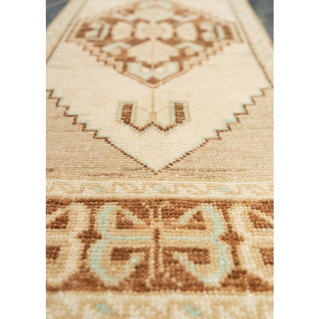 Turkish Mini Rug Oriental Hand Knotted Vintage Rug 1'2" x 3'4" #21042 For Sale - Image 4 of 8