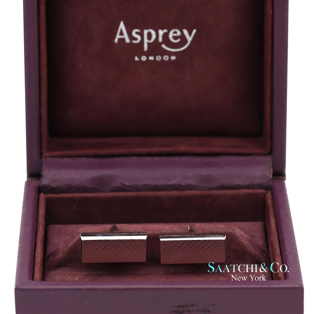Asprey London 18k(750) Solid White Gold Classic Rectangular Crosshatch Cufflinks, A Pair For Sale - Image 11 of 12