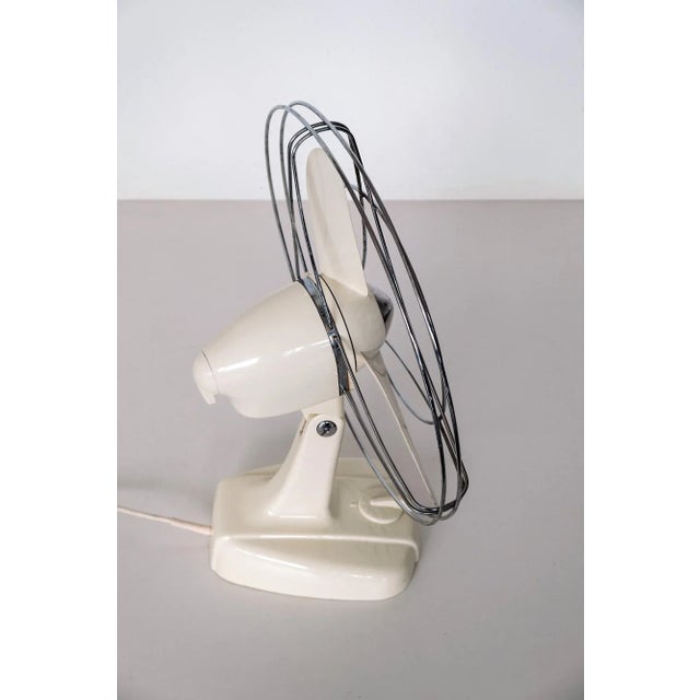 Beautiful Ventilator by Siemens, in perfect working condition This piece has an attribution mark, I am sure that it is...