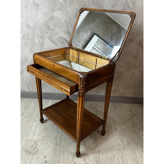 Art Nouveau Dressing Table in Walnut, 1890s For Sale - Image 11 of 14