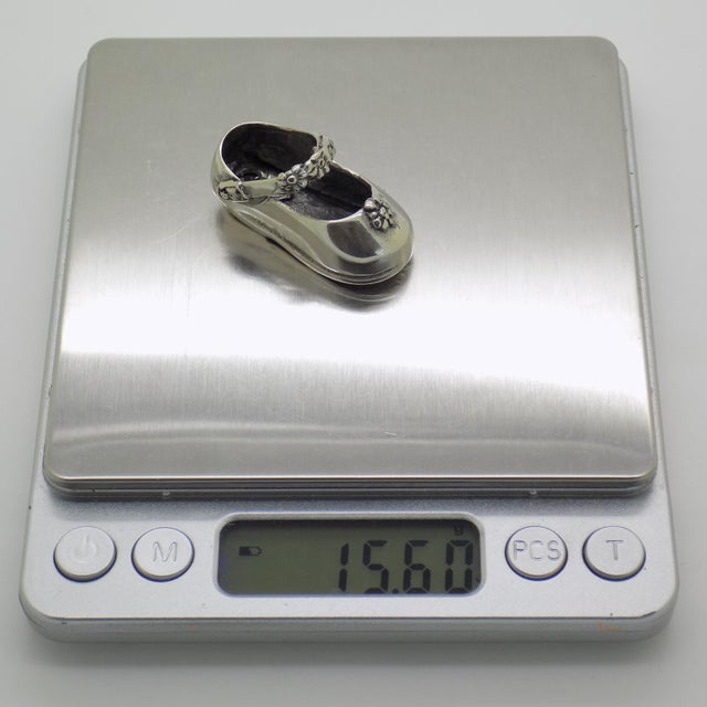 Silver Vintage Italian Handmade Silver Child Shoe Figurine, Italy, 1980s For Sale - Image 8 of 11