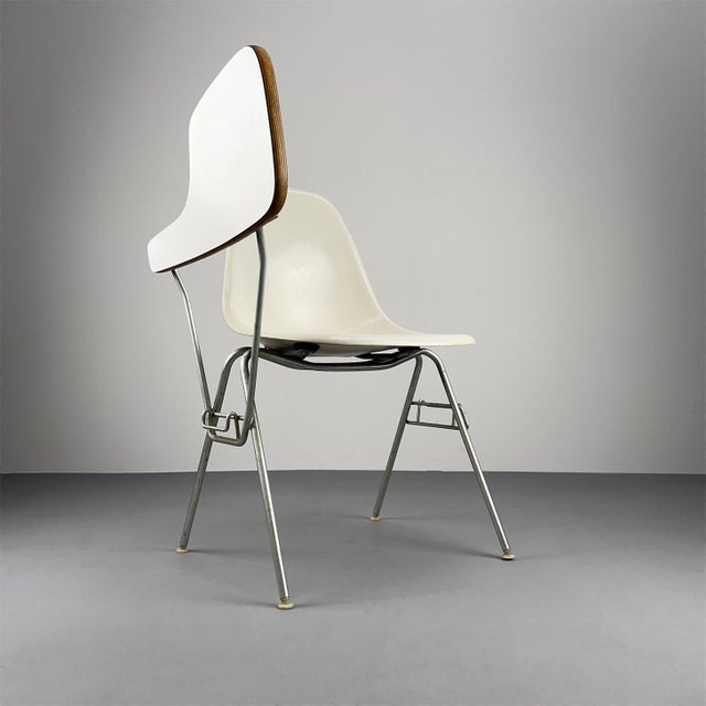 Metal Vintage Fiberglass Model DSS-TA Side Chair in White by Charles & Ray Eames for Herman Miller, 1950s For Sale - Image 7 of 14