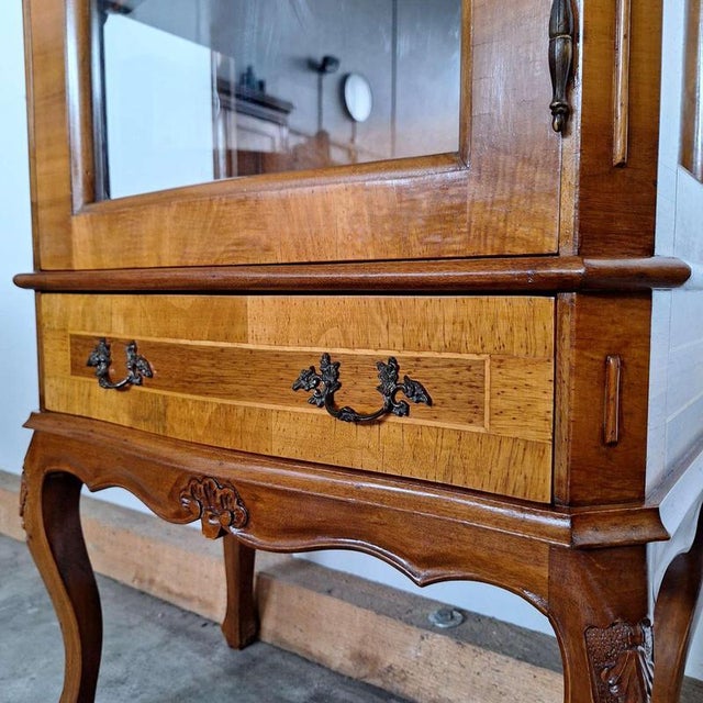 Vintage Italian Display Cabinet For Sale - Image 13 of 18